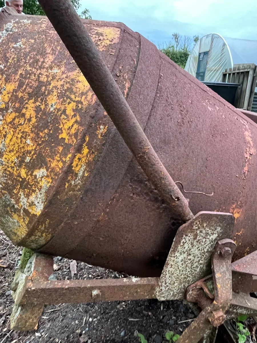 Cement Mixer - Image 2