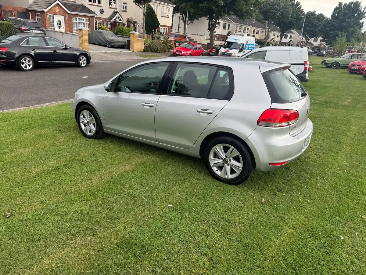 Vw golf 1.2 tsi low km - Image 3