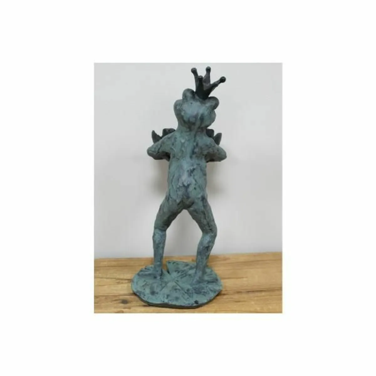 Standing Frog Bird Feeder D10715 - Image 3
