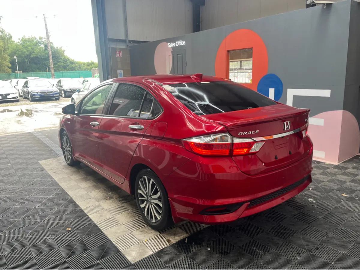 Honda Grace HONDA GRACE AUTOMATC EX SENSING HEATED - Image 4