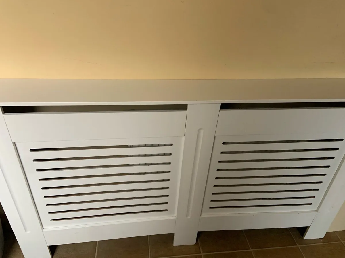 Radiator cover - Image 1