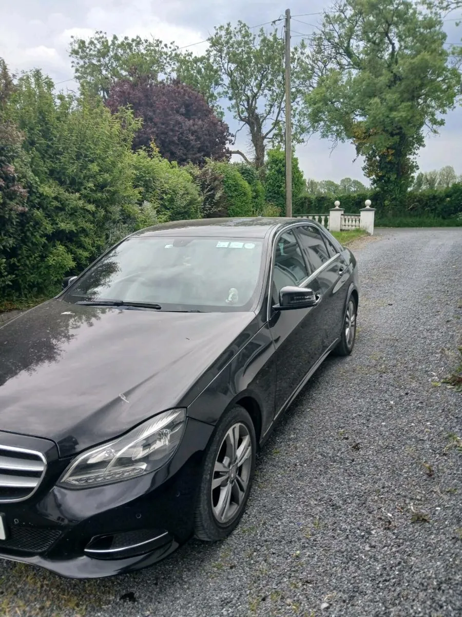 Mercedes E220 - Image 3