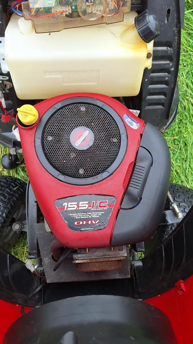 Ride on mower - Image 4