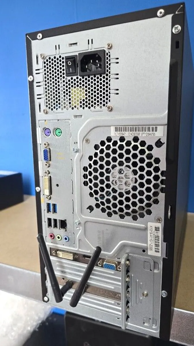 Fujitsu Esprimo P420 PC Workstation | INTEL | 8GB RAM | 250GB SSD | Wi Fi | Win 10 Pro - Image 4