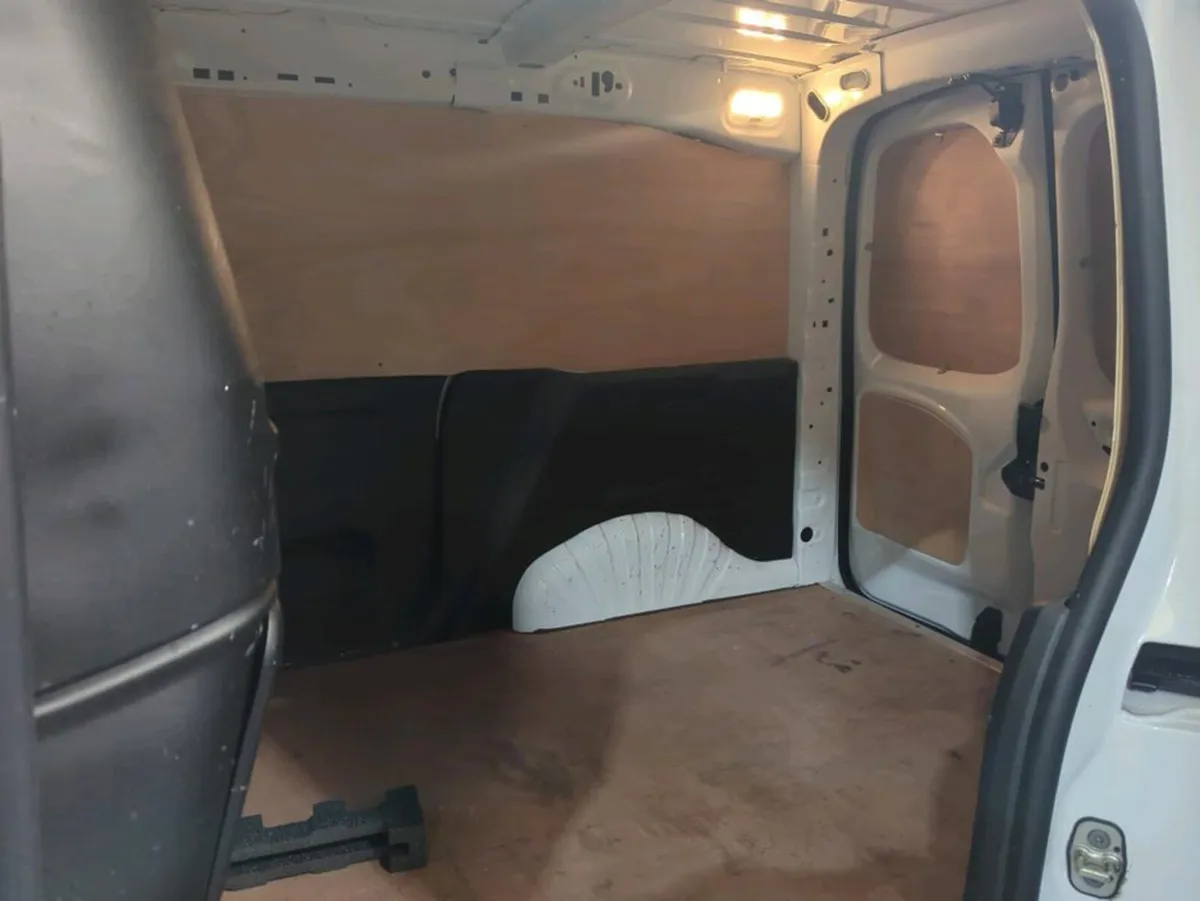 Opel Combo Edition 2000 L1H1 1.5(100PS)D - Image 3