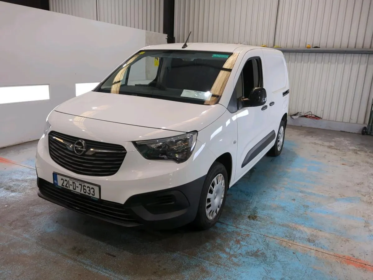 Opel Combo Edition L1H1 1.5 100 PS - Image 1