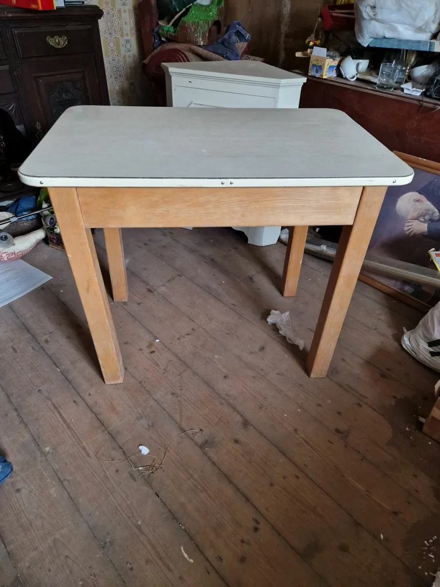 Vintage Retro Formica Kitchen Table - Image 1