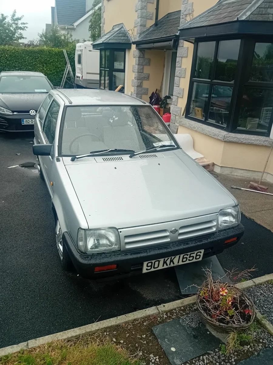Vintage  car - Image 1