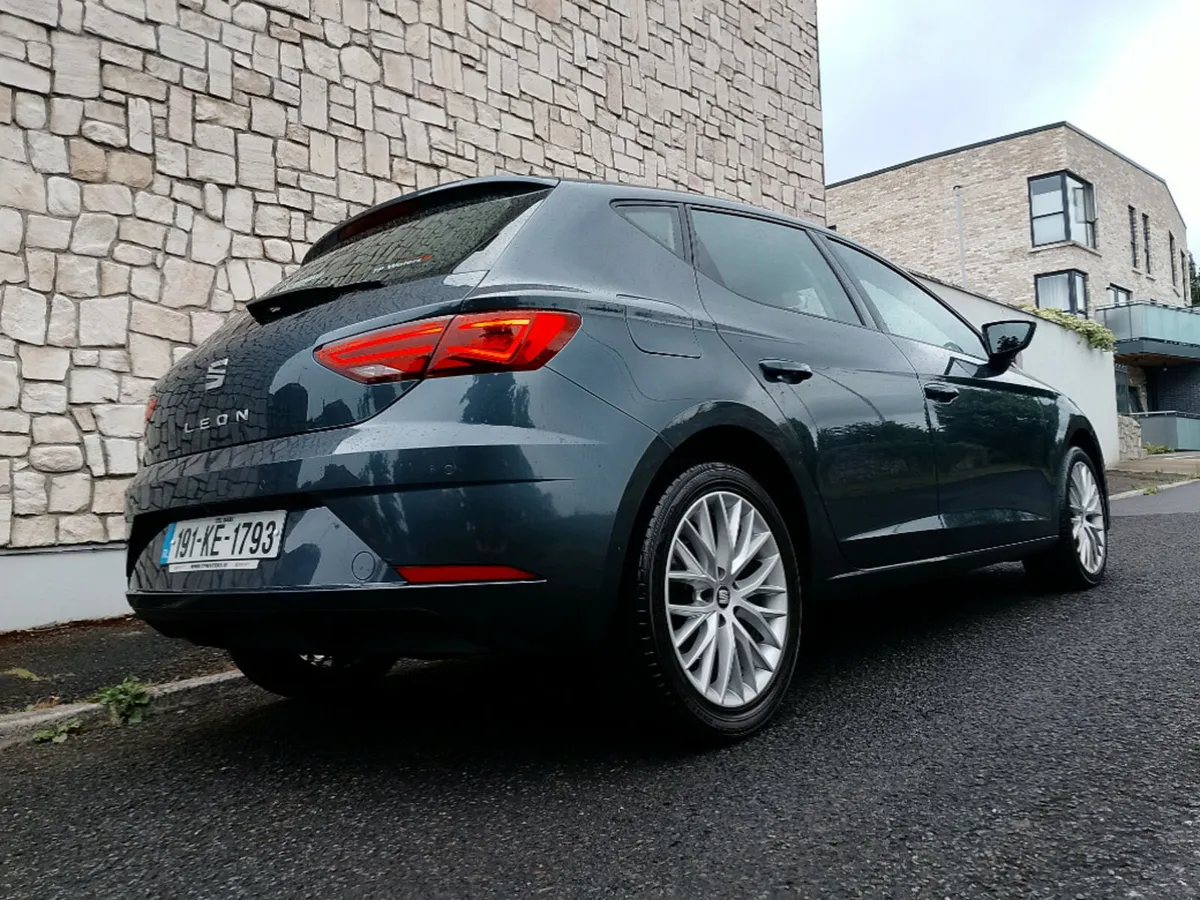 SEAT Leon 1.6tdi 115HP DSG SE 5DR Auto - Image 3