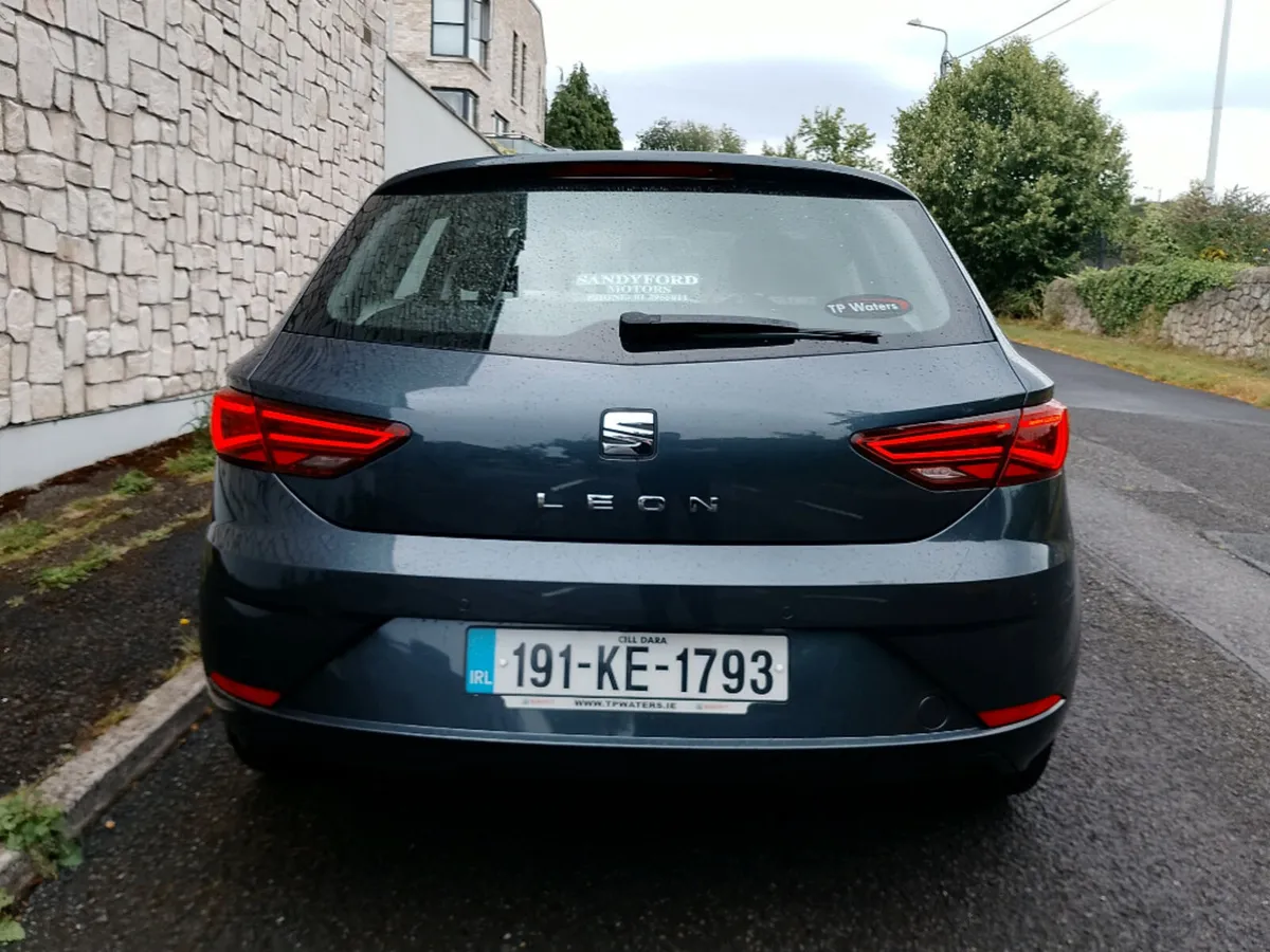 SEAT Leon 1.6tdi 115HP DSG SE 5DR Auto - Image 4