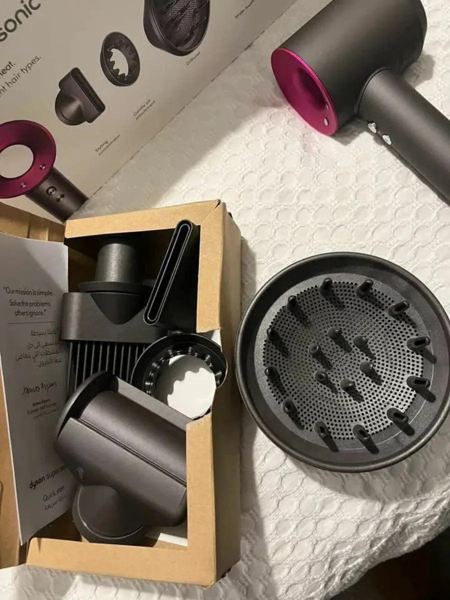 Dyson hair dryer - Image 3