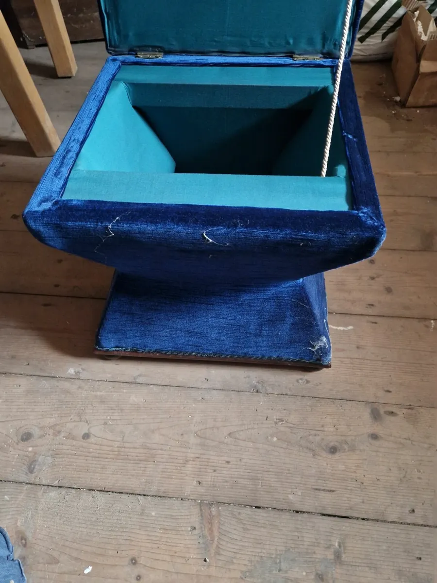 Vintage Foot Stool Sewing Box - Image 4