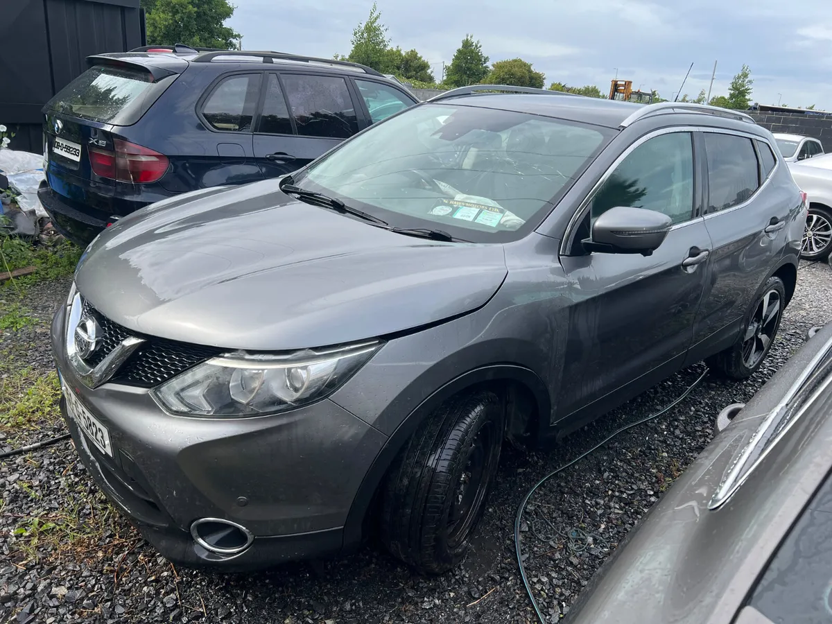2015 Nissan Qashqai 1.5 Diesel - Image 3