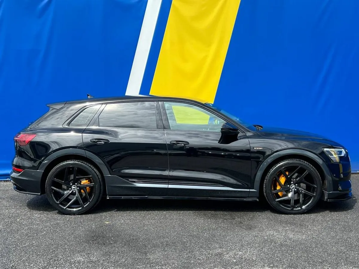 Audi e-tron 50 QUATTRO SPORT RS-PERFORMANCE // NEW - Image 2