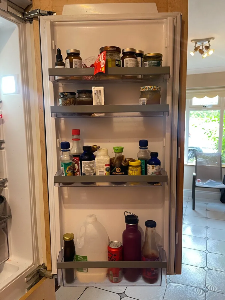 Neff Integrated fridge freezer - Image 3