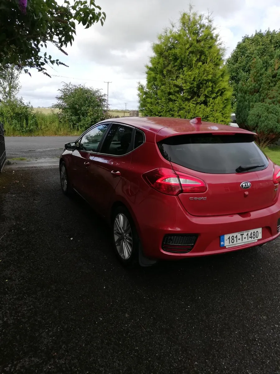 Kia Ceed 2018 - Image 2