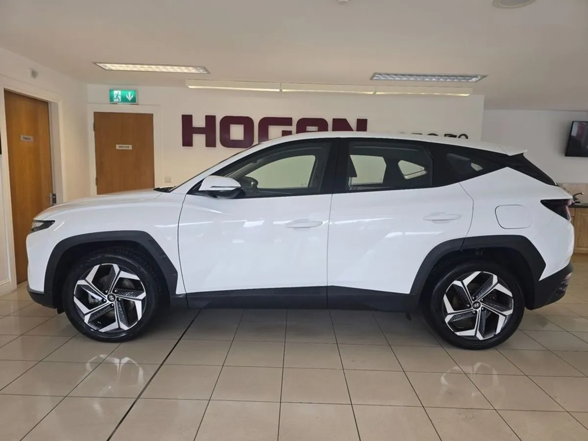 Hyundai Tucson Comfort Plus 4WD Hybrid Automatic - Image 4