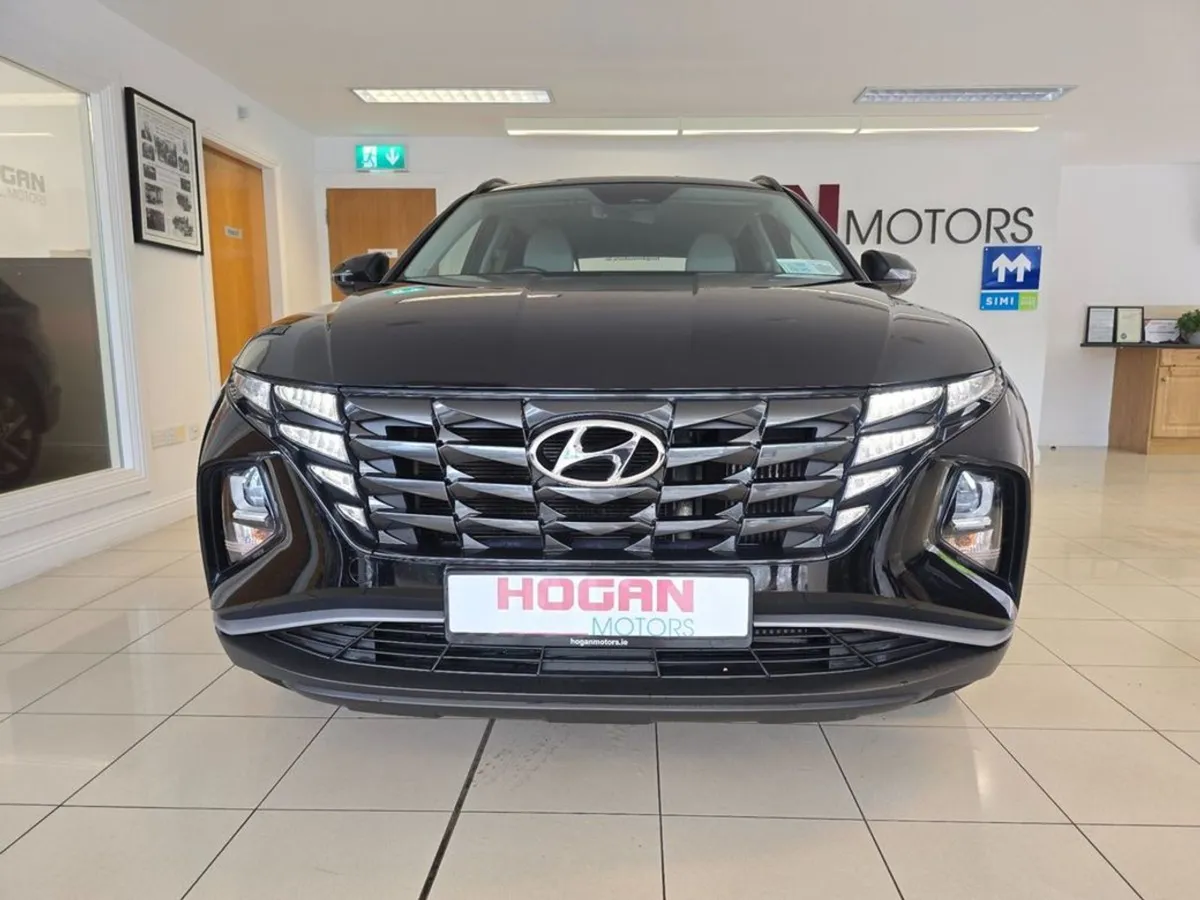 Hyundai Tucson Executive Diesel - Image 2