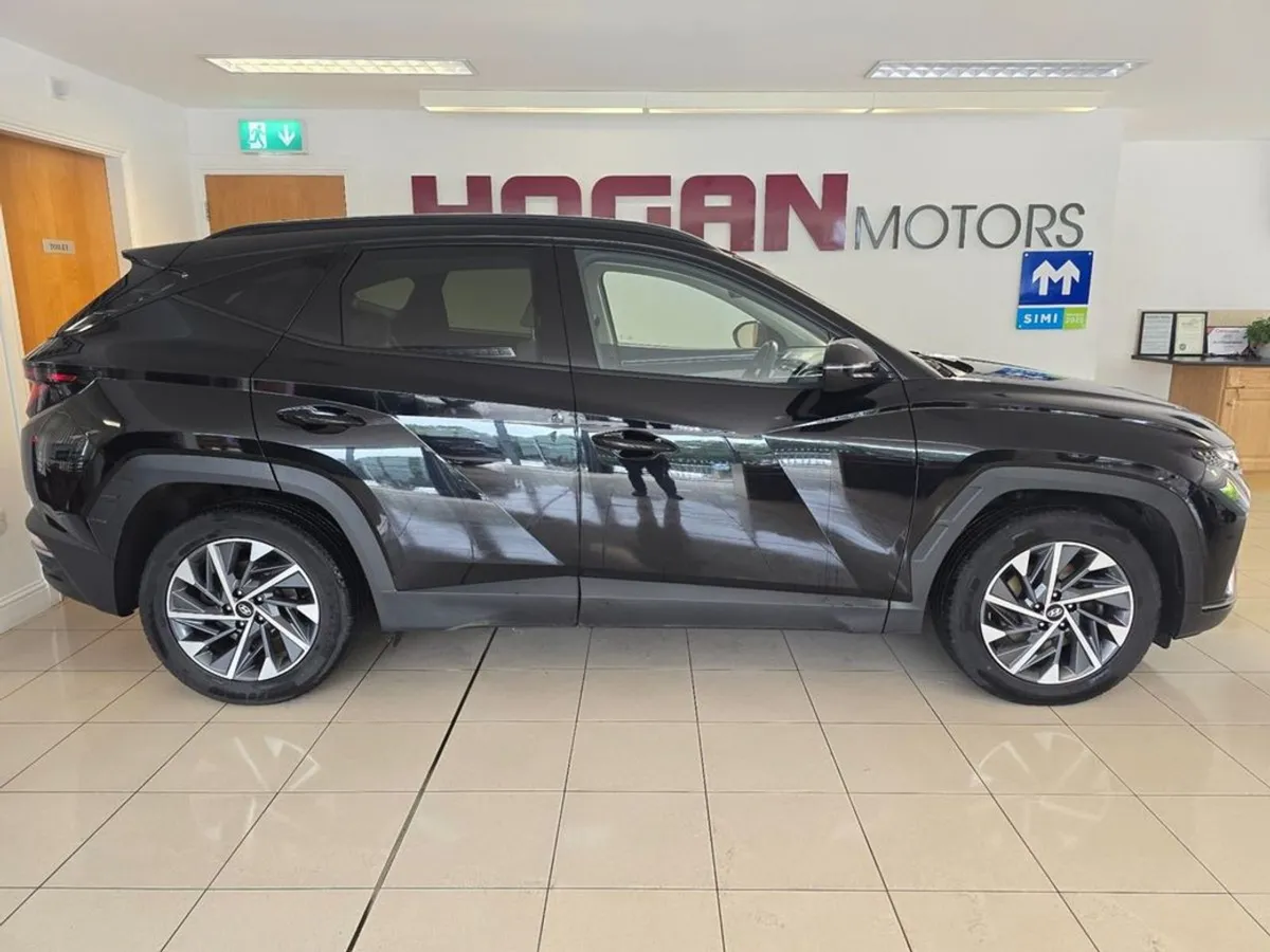 Hyundai Tucson Executive Diesel - Image 3