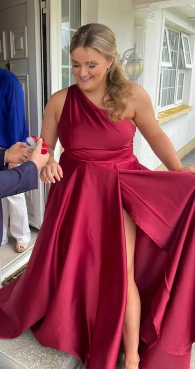 Debs Dress - Image 2