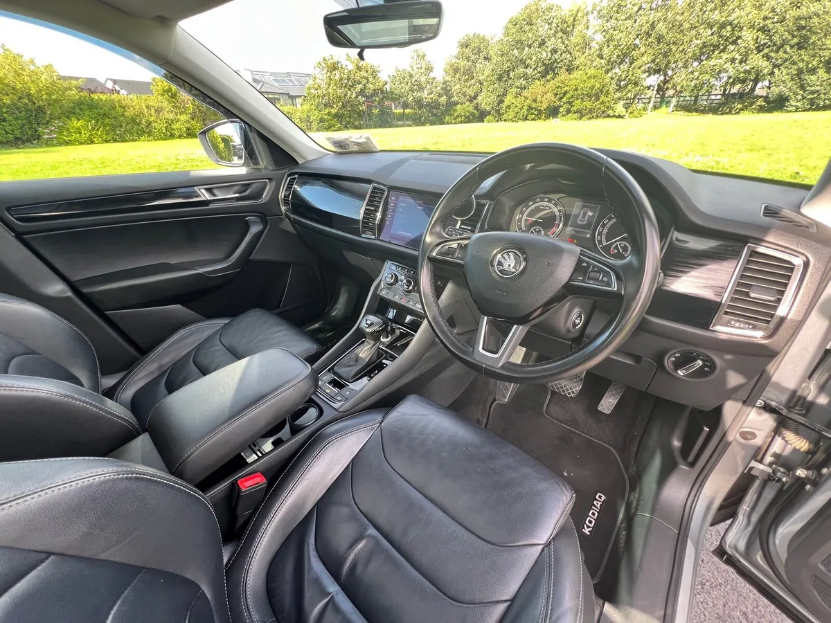 Skoda Kodiaq STYLE 4x4 190Bhp  7 seater 111kms - Image 4