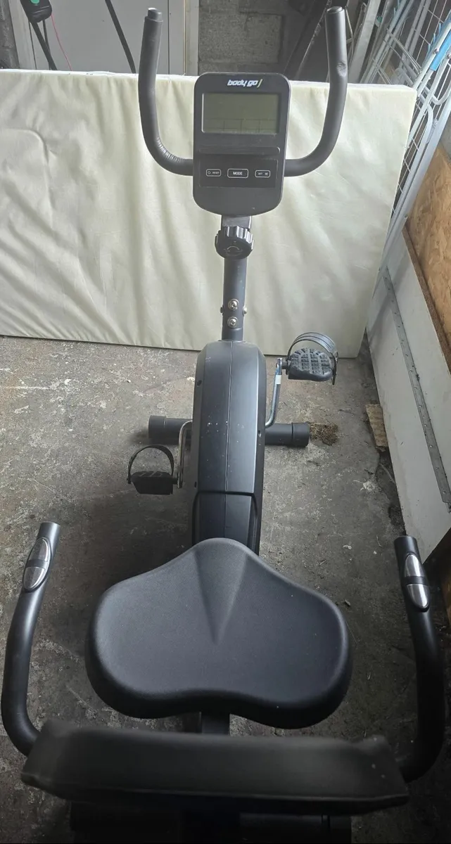 exercise bike - Image 1