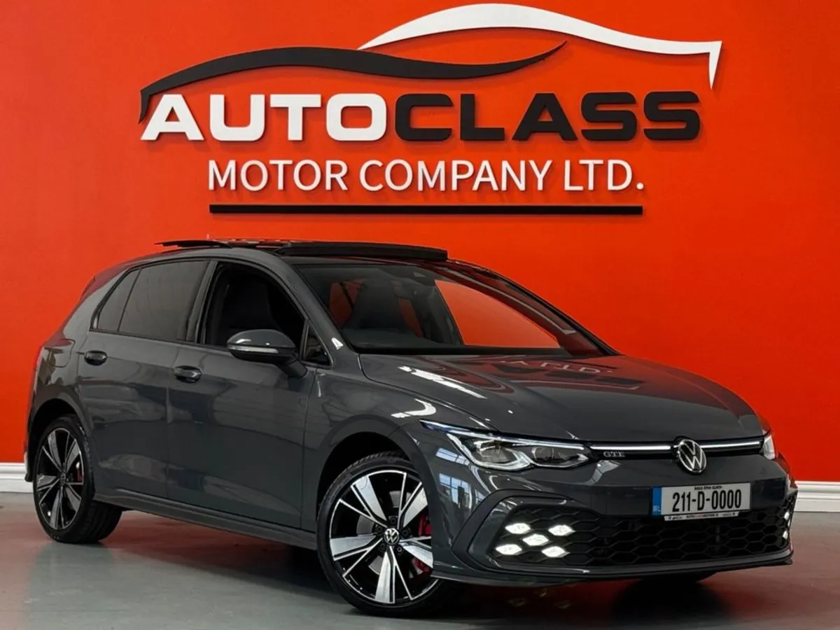 Volkswagen Golf GTE DSG  31 - Image 1