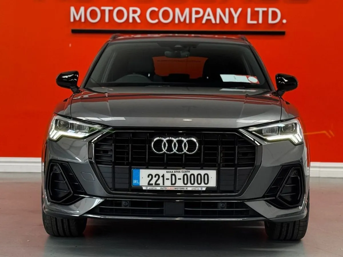 Audi Q3 Tfsie S-line Black Edition  37 - Image 3