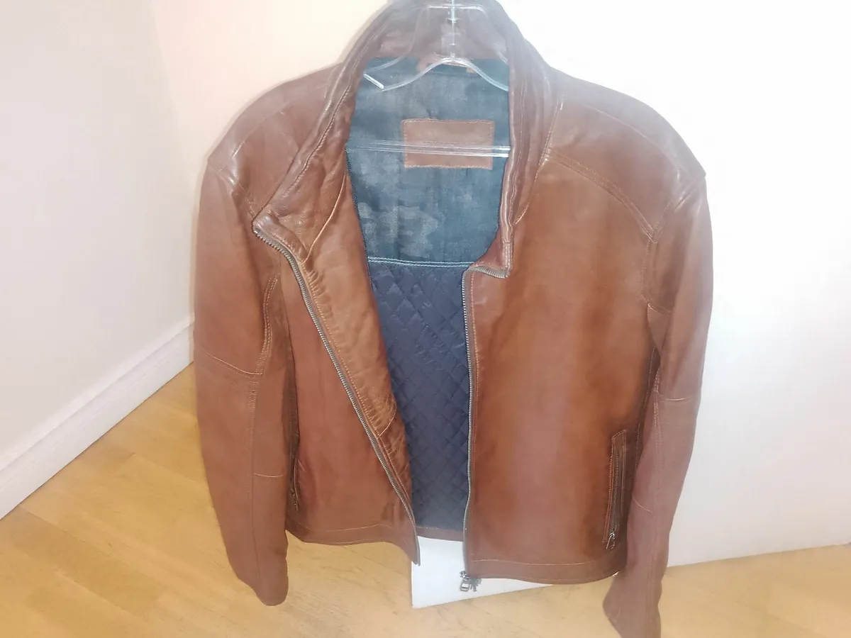 BRAND NEW MILESTONE LEATHER JACKET NEVER WORN - Image 1