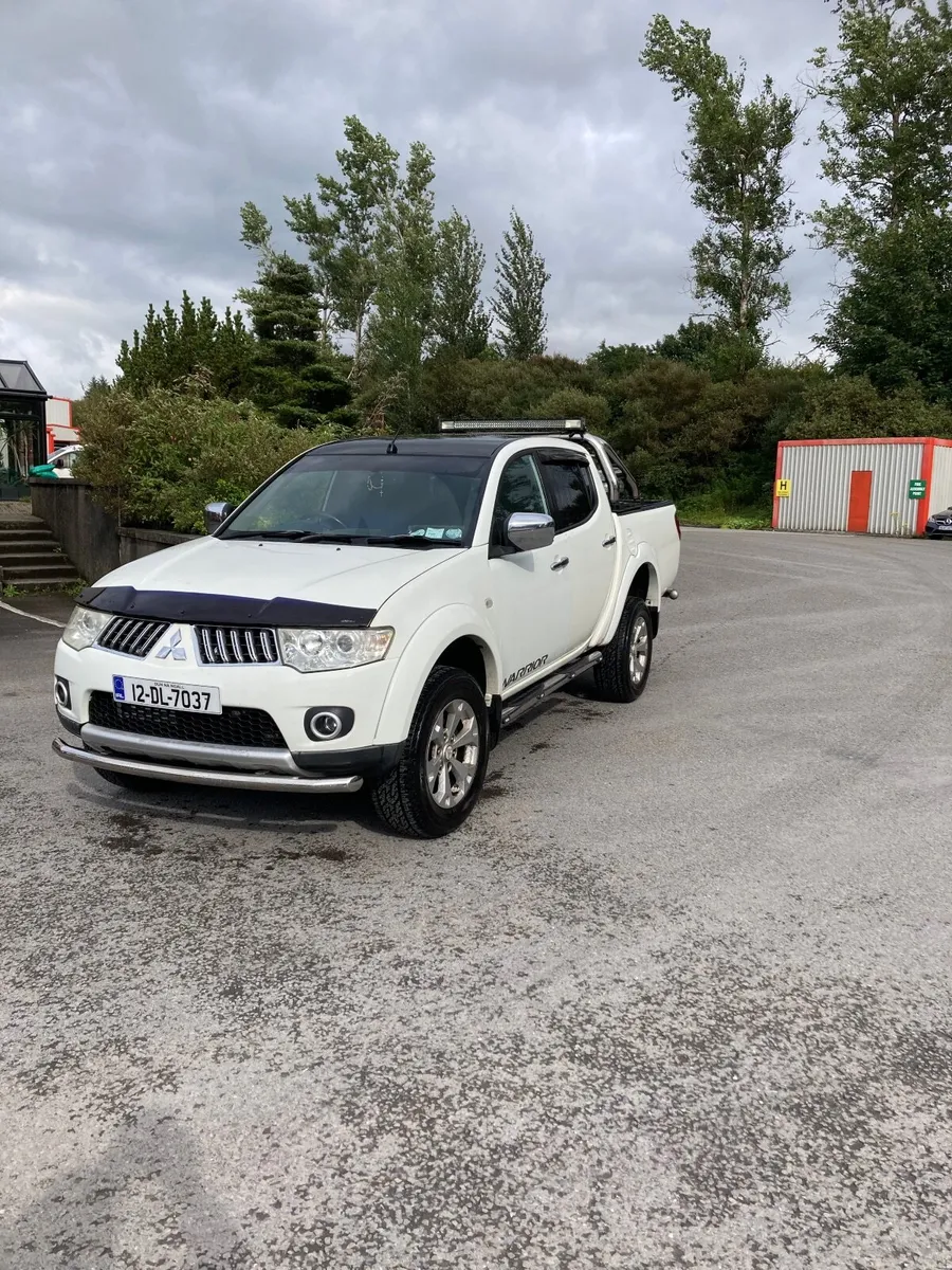 Mitsubishi L200 2012 - Image 1
