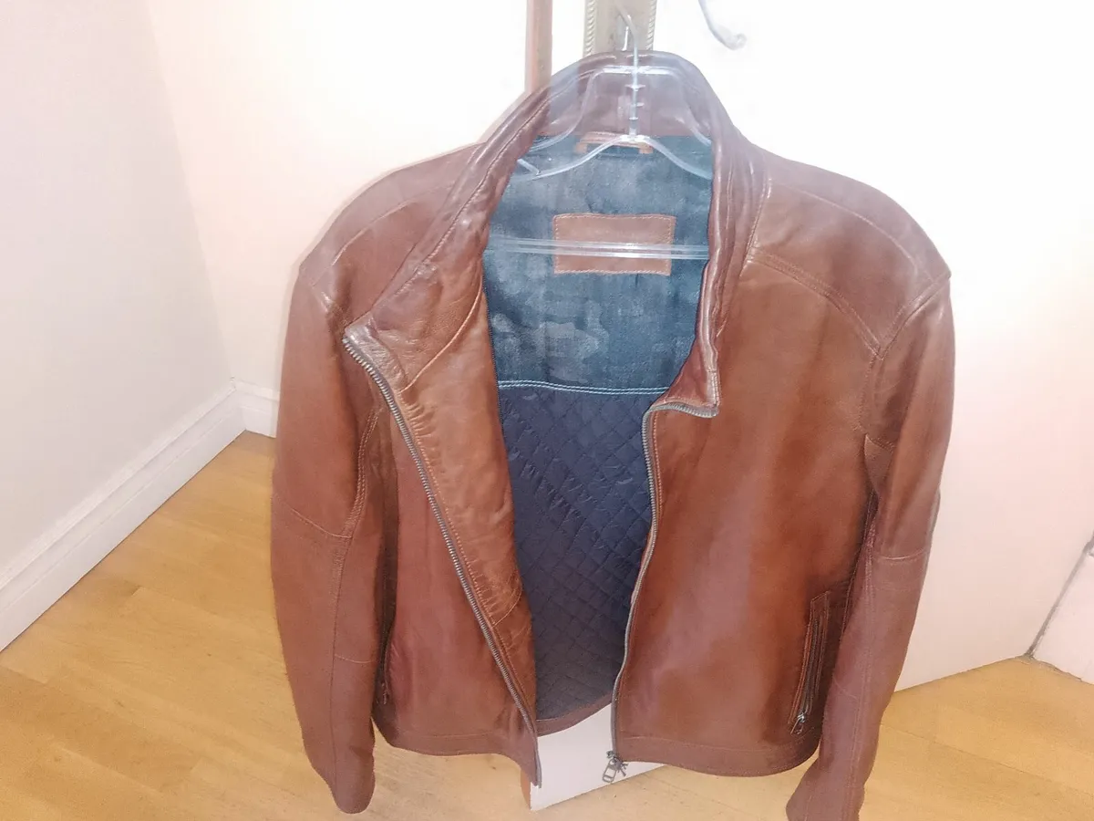 BRAND NEW MILESTONE LEATHER JACKET NEVER WORN - Image 3