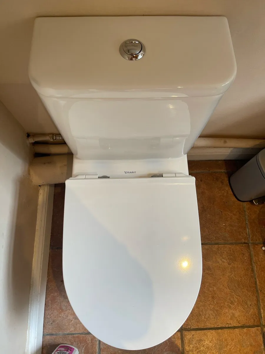 Duravit toilet - Image 1