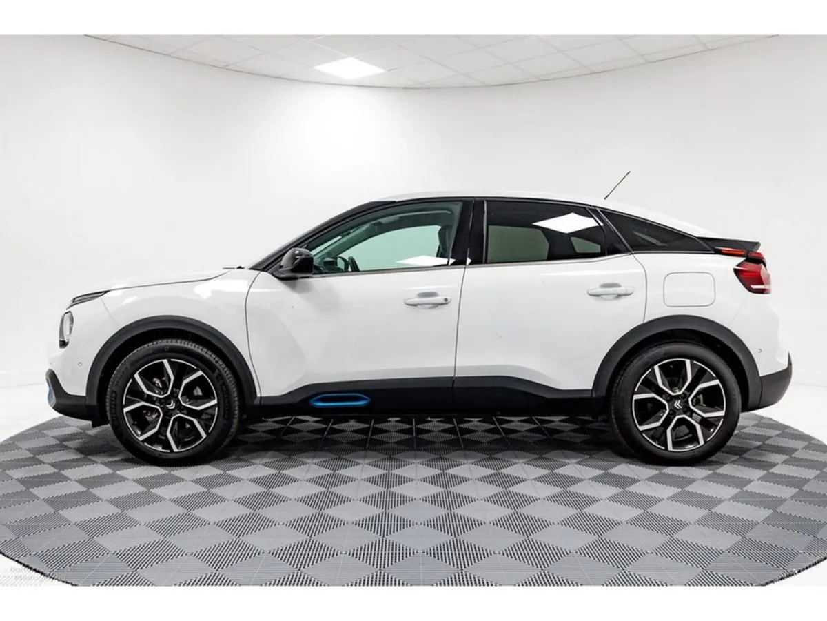 Citroen C4 Shine Plus 50kwh 136HP - Image 4