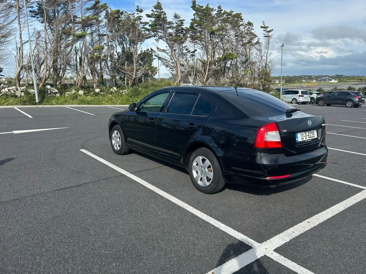 2012 Skoda Octavia Elegance 1.6 TDI - Image 3