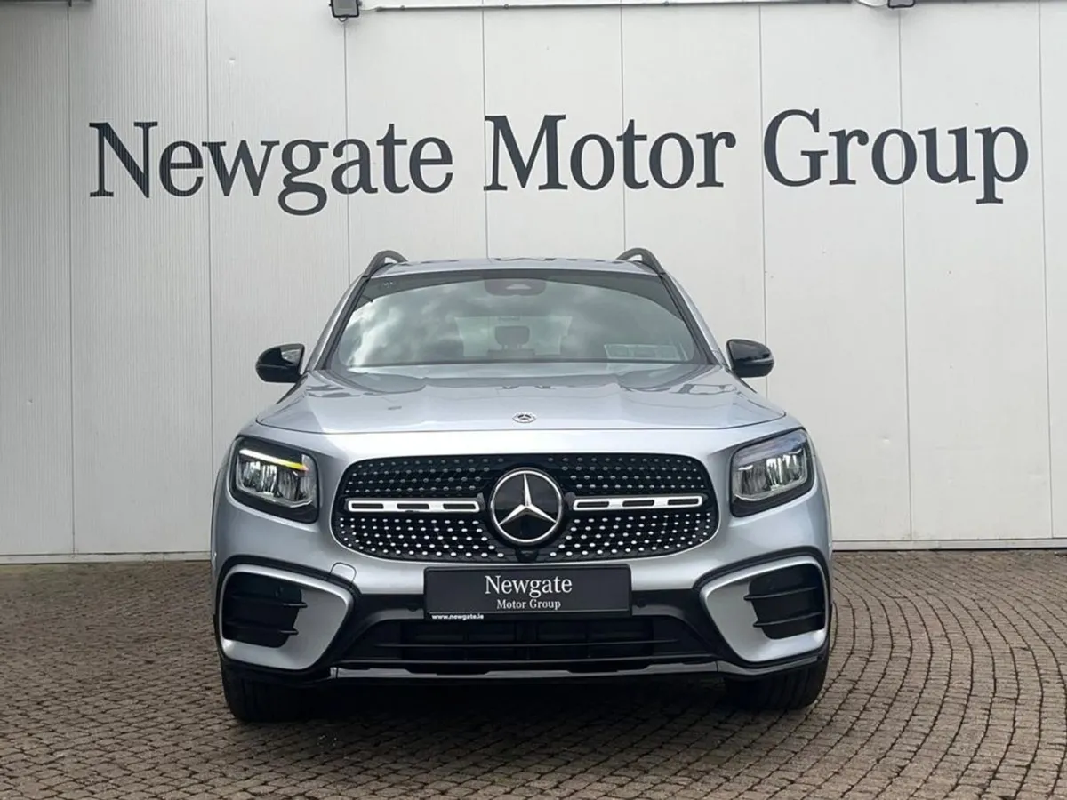 Mercedes-Benz GLB- Class 200D AMG Line Plus - Image 2