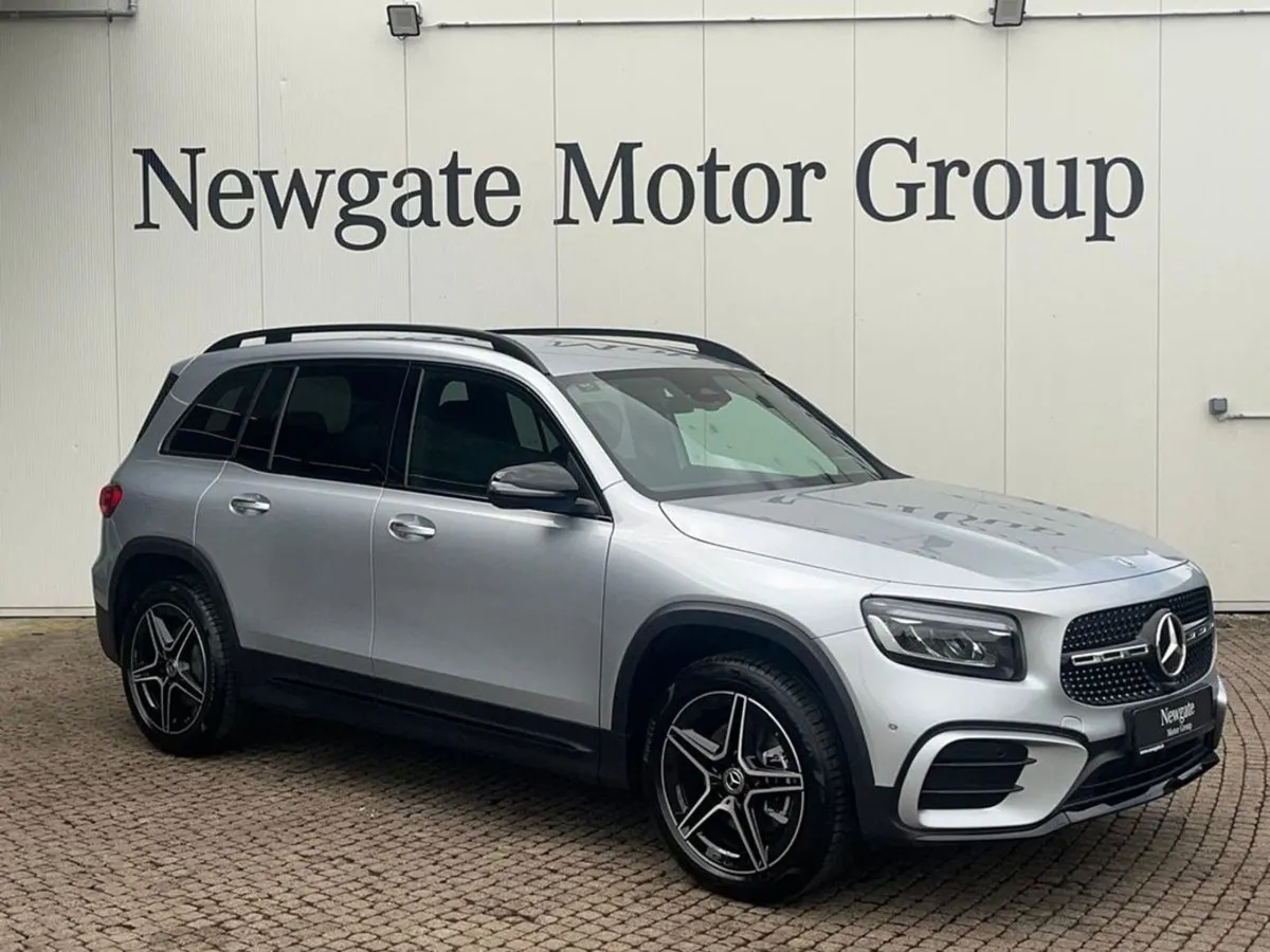 Mercedes-Benz GLB- Class 200D AMG Line Plus - Image 4