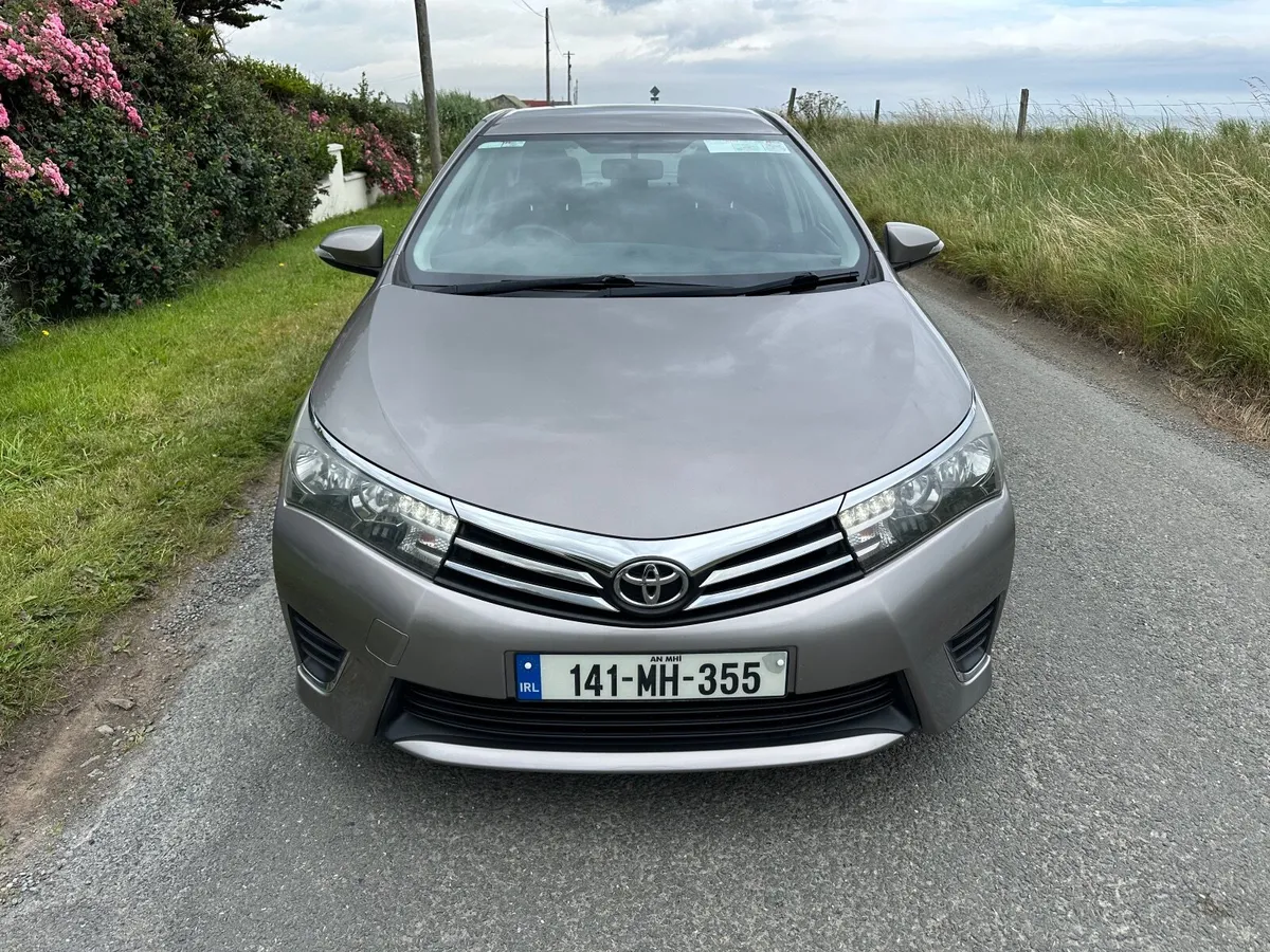 141 Toyota Corolla Diesel Aura - Image 2