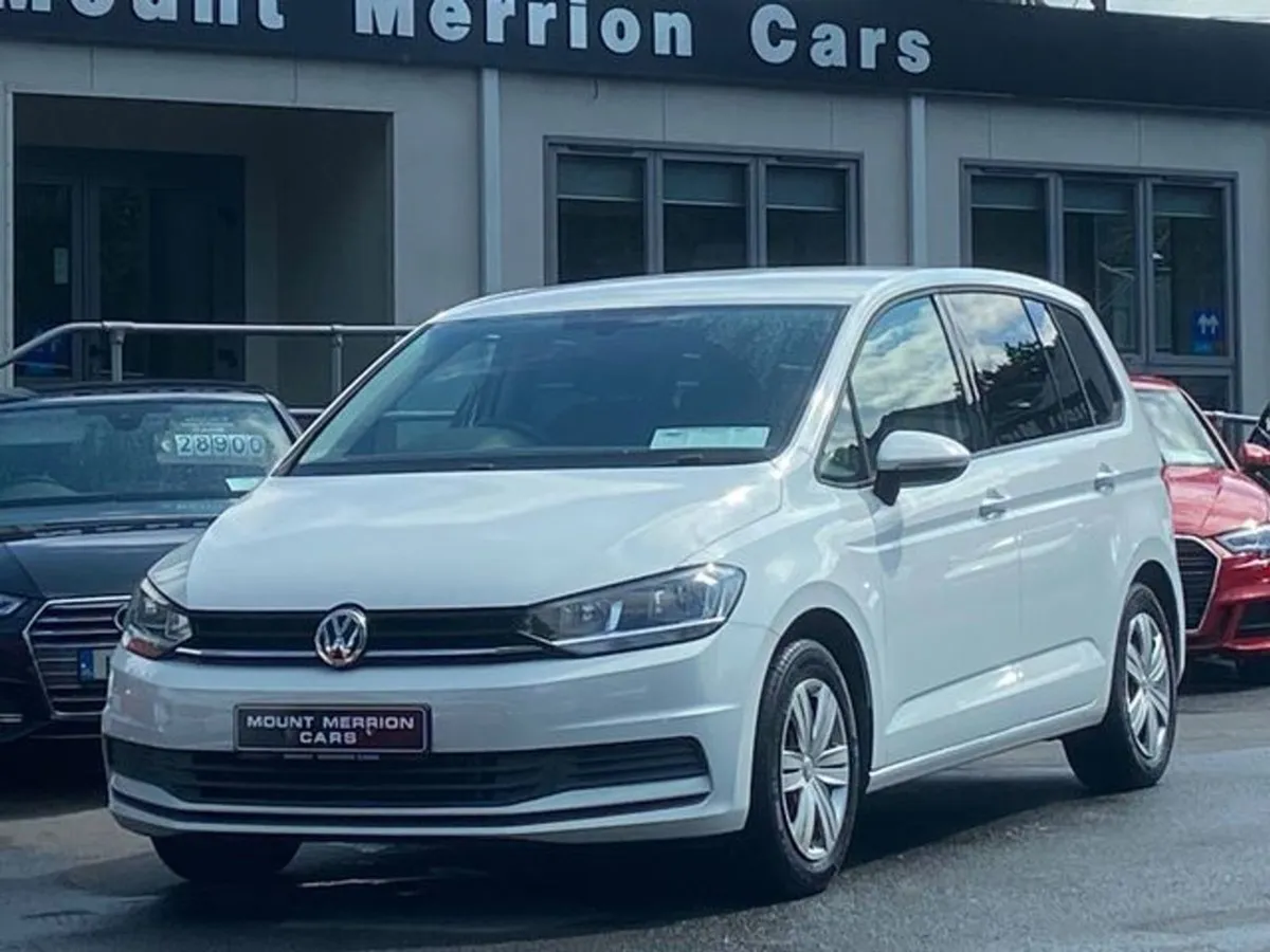 Volkswagen Touran Auto Low Mileage - Image 1