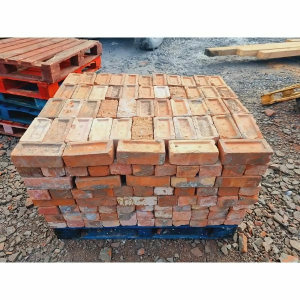 Reclaimed Red Brick - Image 3