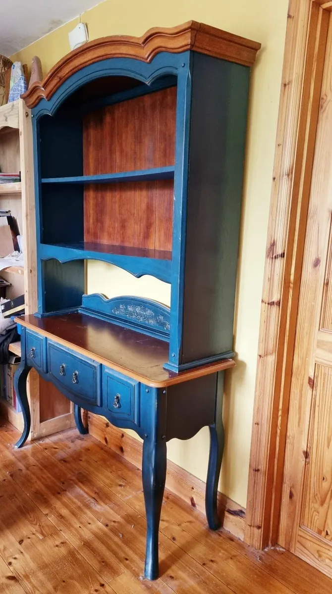 Dresser Bookshelf - Image 3