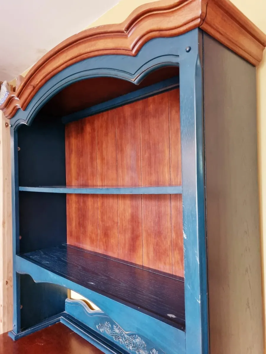 Dresser Bookshelf - Image 4