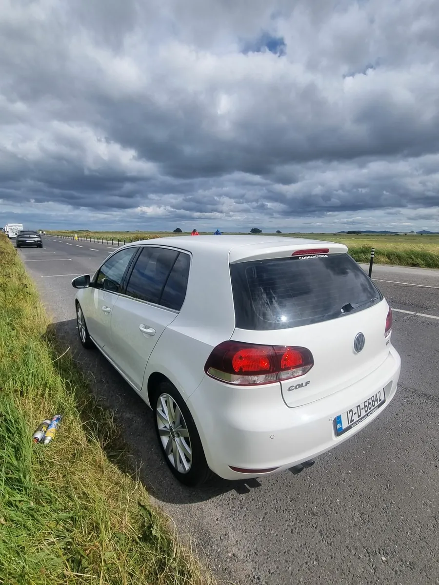 Volkswagen Golf 2012 - Image 2