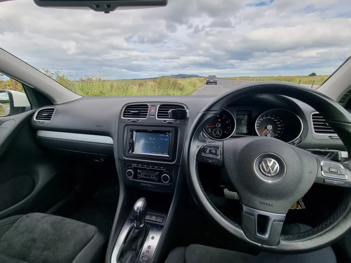 Volkswagen Golf 2012 - Image 3