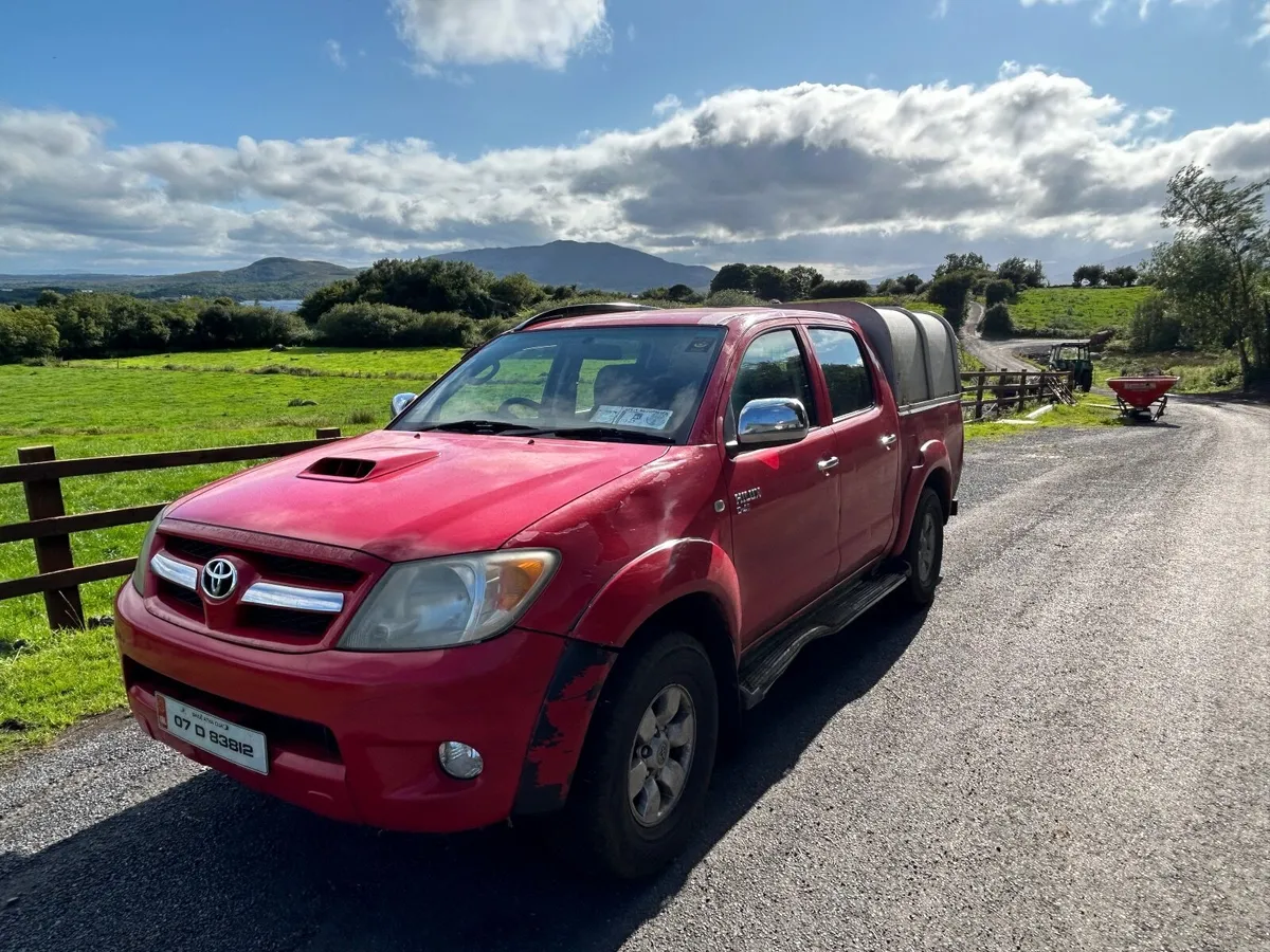 Toyota Hilux 2007 - Image 2