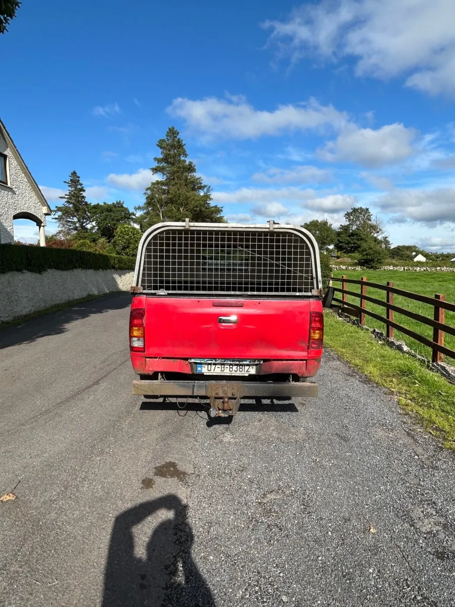 Toyota Hilux 2007 - Image 4