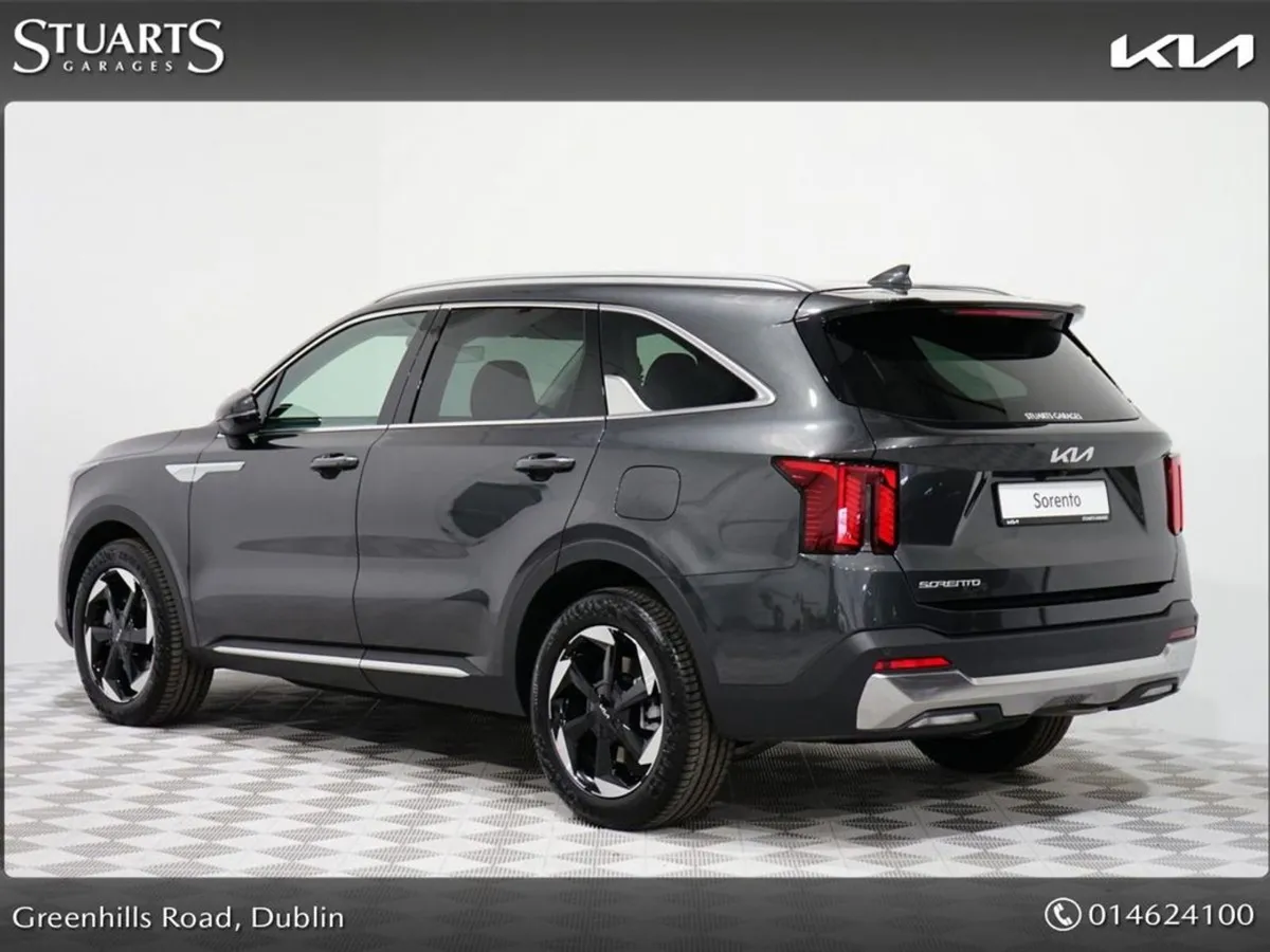 Kia Sorento Phev PE SEM 5DR Auto - Image 2