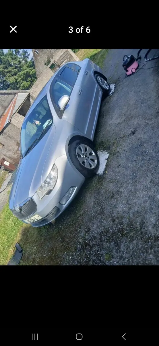 Skoda Superb 2010 - Image 1
