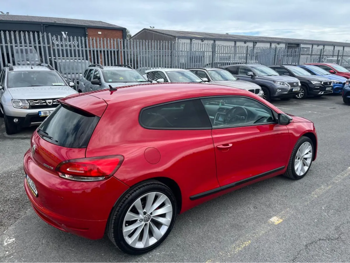 Volkswagen Scirocco Sport 1.4 TSI Manual 6speed F - Image 3