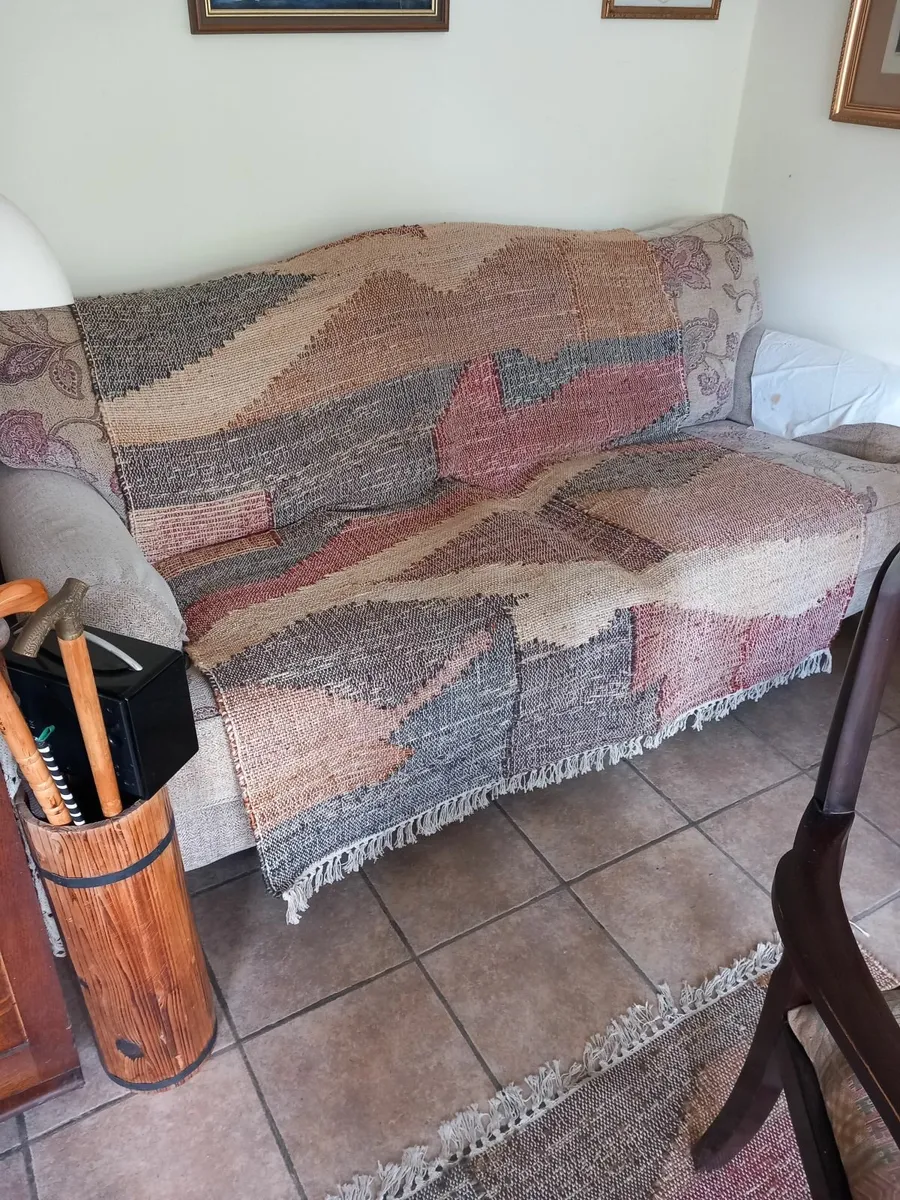 sofa - Image 3