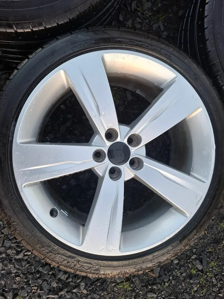 19" Ford Alloys with tyres - Image 1